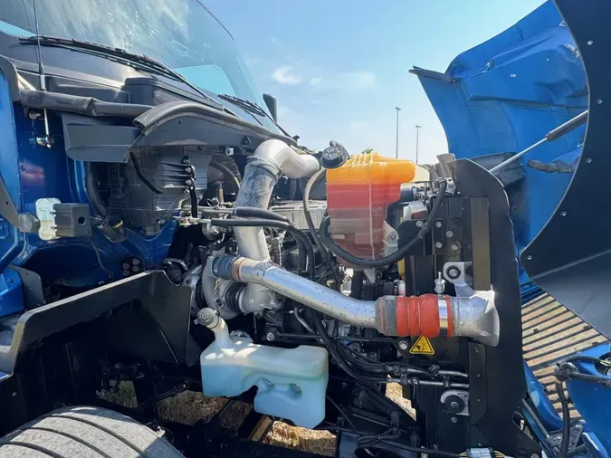 2019 International RH613