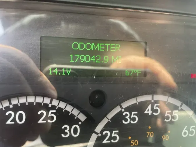 2018 FREIGHTLINER M2 106