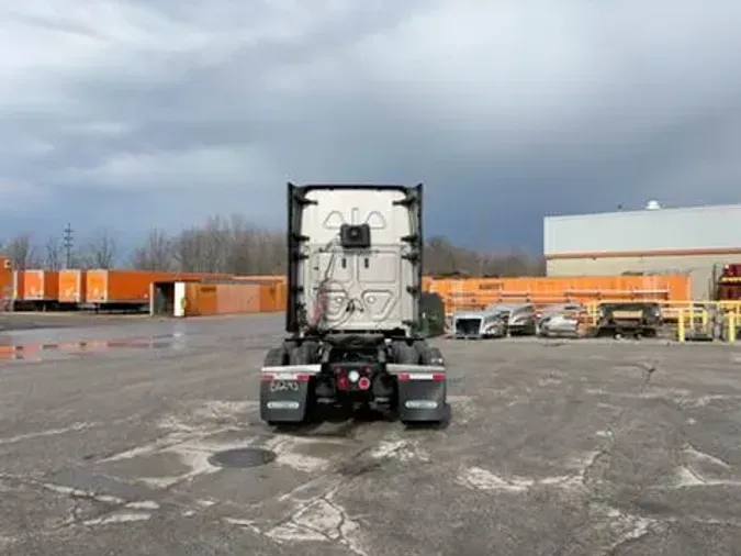 2021 Freightliner Cascadia