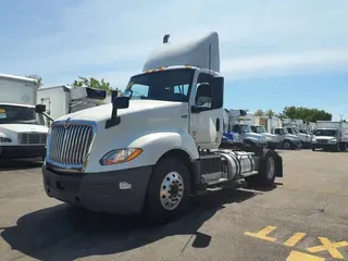 2020 NAVISTAR INTERNATIONAL LT625 DAYCAB S/A
