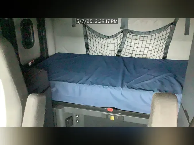 2021 Freightliner Cascadia