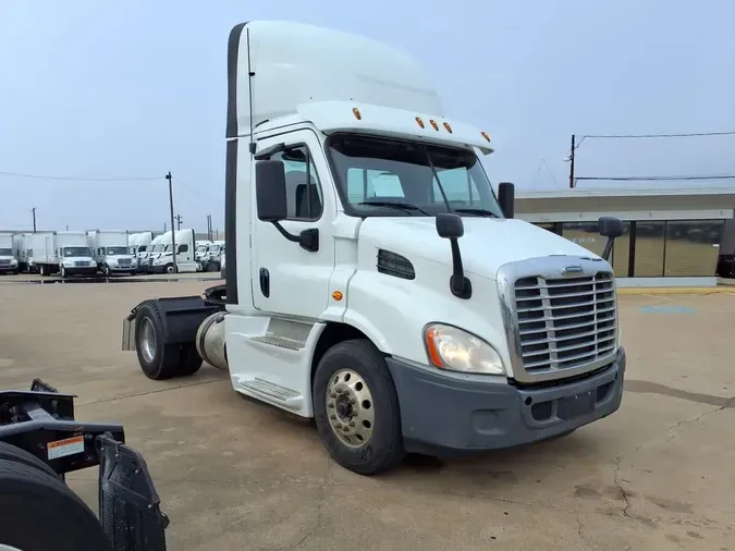 2019 FREIGHTLINER/MERCEDES CASCADIA 11300087914b53ecc66313be90c537a6c5c