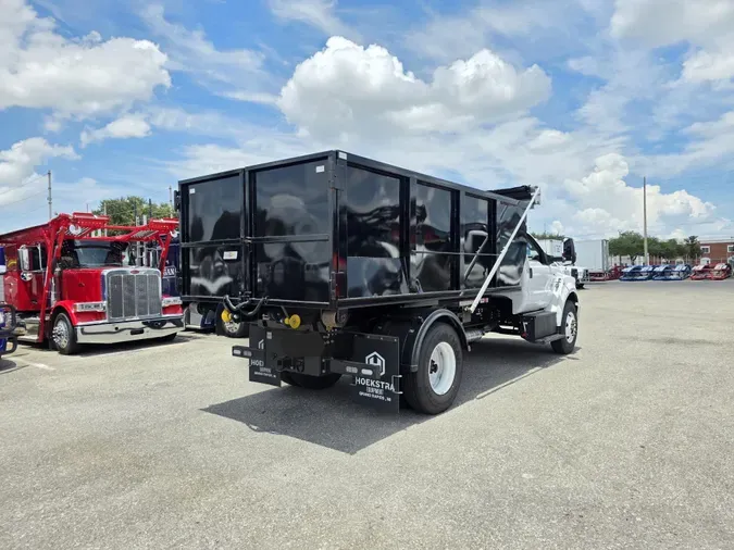2025 Ford F-650
