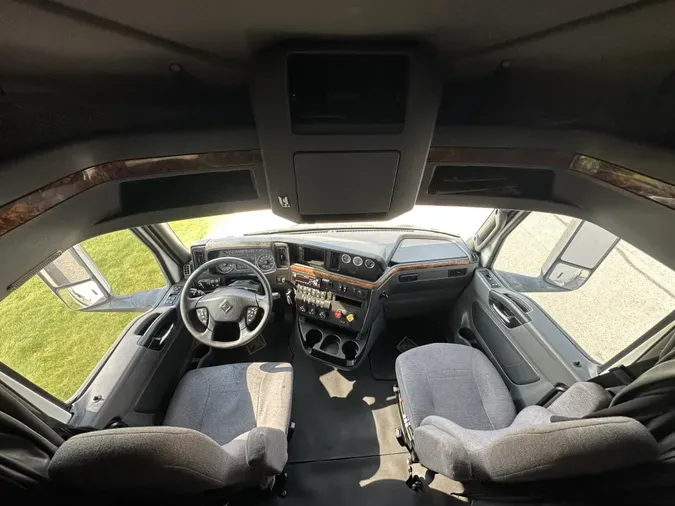 2019 International LT625