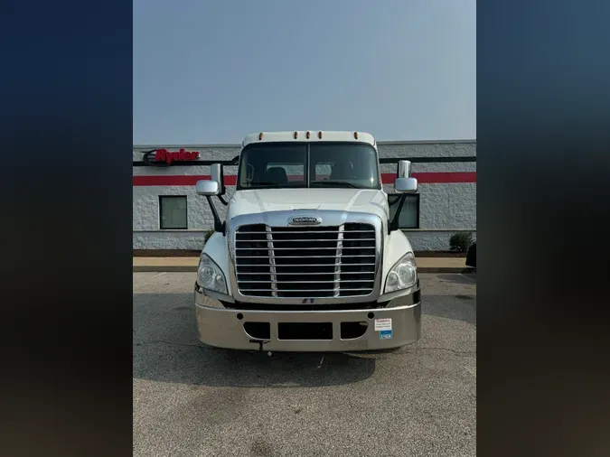 2019 FREIGHTLINER/MERCEDES CASCADIA 125