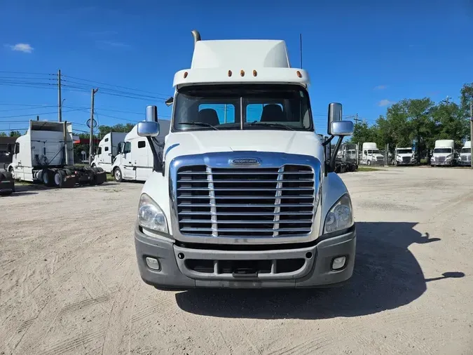 2019 FREIGHTLINER/MERCEDES CASCADIA 1250010e9a7dd15e4a5ee0bffc653ff40bd