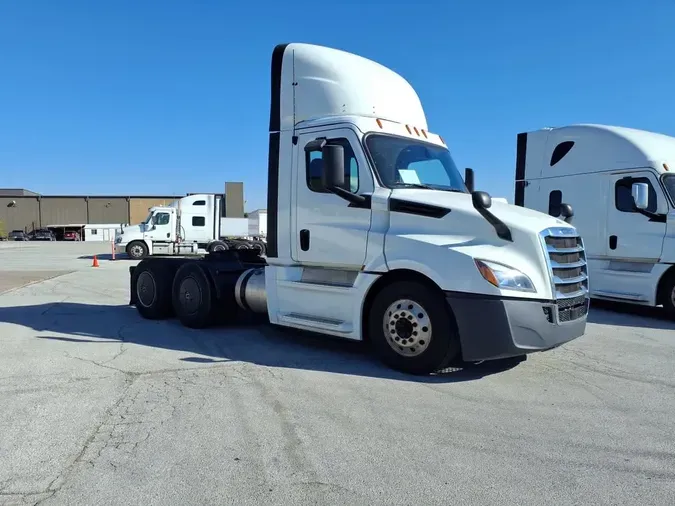 2020 FREIGHTLINER/MERCEDES NEW CASCADIA PX12664