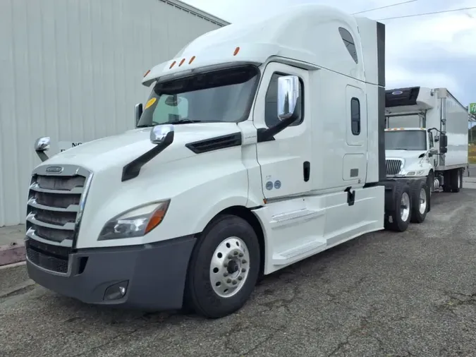 2020 FREIGHTLINER NEW CASCADIA PX1266400185613b2699eb0ab8c6eba9c039ce1