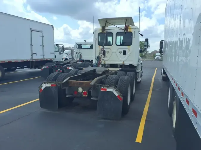 2016 FREIGHTLINER CASCADIA 125