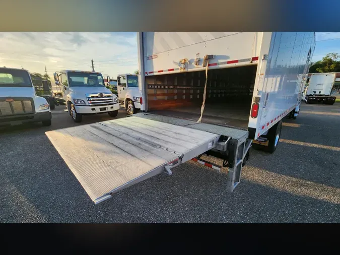 2019 Peterbilt 337