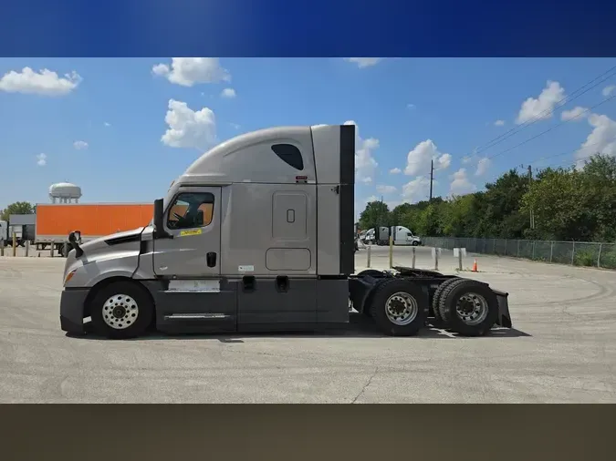 2023 Freightliner Cascadia