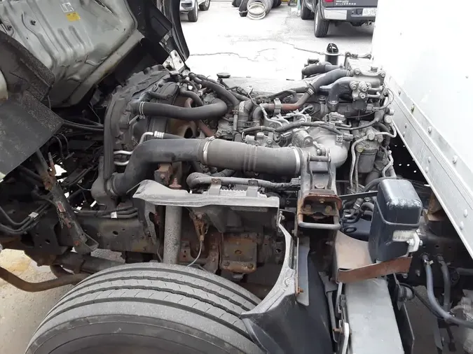 2019 ISUZU NRR