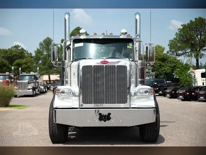 2026 PETERBILT 589