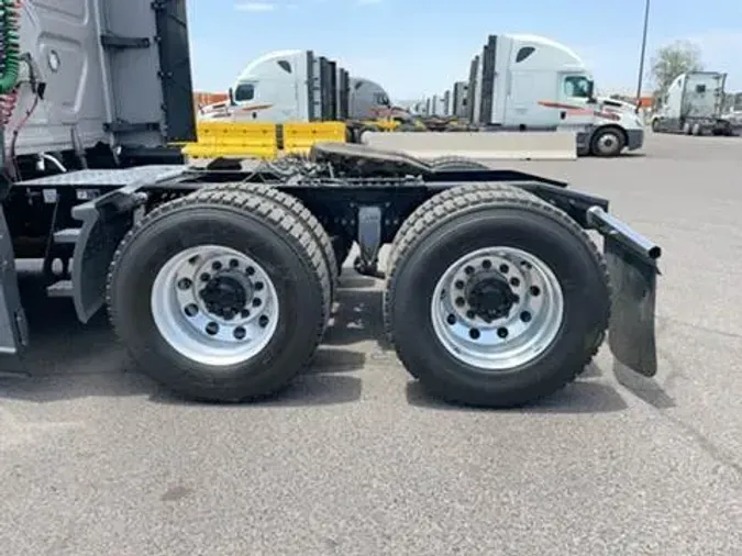 2023 Freightliner Cascadia