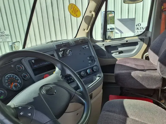 2019 FREIGHTLINER/MERCEDES CASCADIA 125