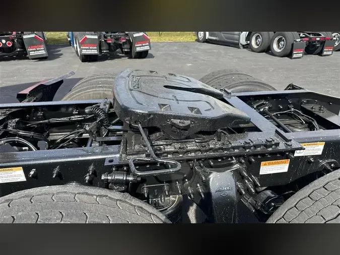 2020 FREIGHTLINER CA126