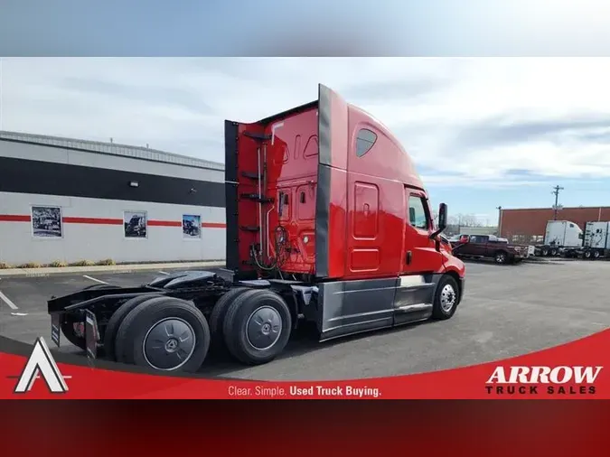 2021 FREIGHTLINER CA126