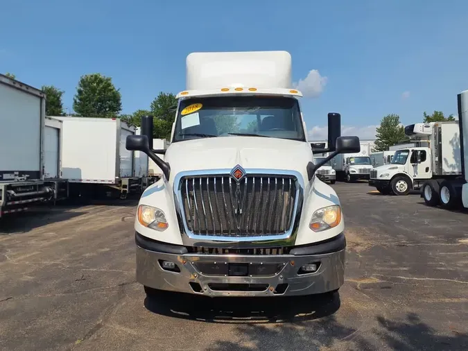 2018 NAVISTAR INTERNATIONAL LT625 DAYCAB T/A