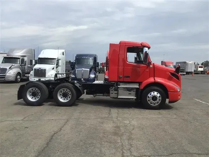 2023 VOLVO VNR30000280567dea0a5b6056248fc6eec3314