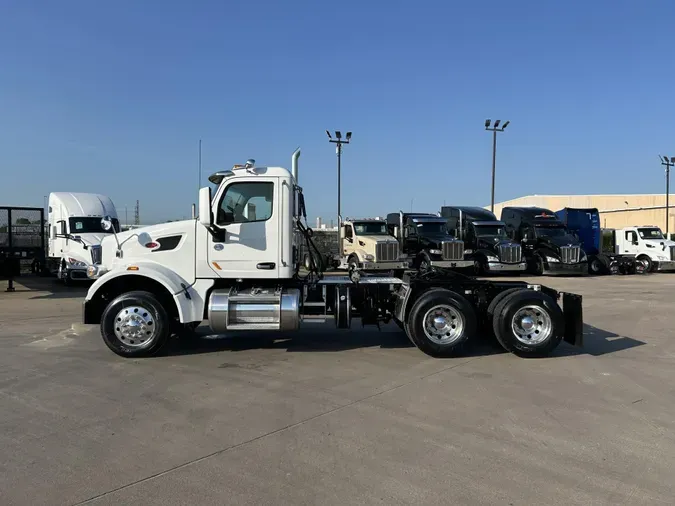 2020 Peterbilt 567