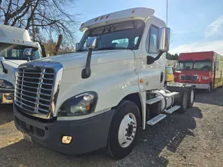 2018 FREIGHTLINER/MERCEDES CASCADIA 125