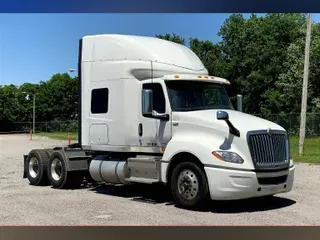 2023 INT LT625 6x4