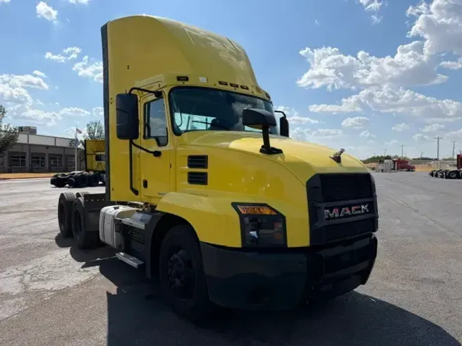 2023 MACK AN64T0032a56468e1377c692f65bf07cf6bb6