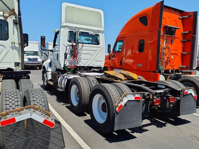 2018 NAVISTAR INTERNATIONAL LT625 DAYCAB T/A