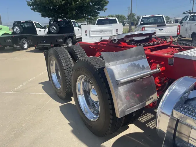 2022 Peterbilt 567
