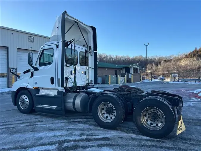 2021 FREIGHTLINER CA1260036c2cb6bd065067a6ee4d39ad5f3bd