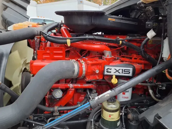 2021 NAVISTAR INTERNATIONAL LT625 DAYCAB S/A