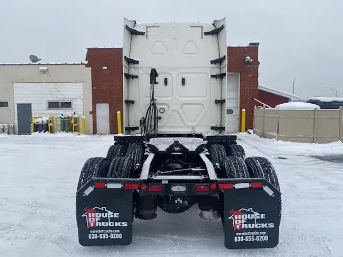 2020 Freightliner Cascadia