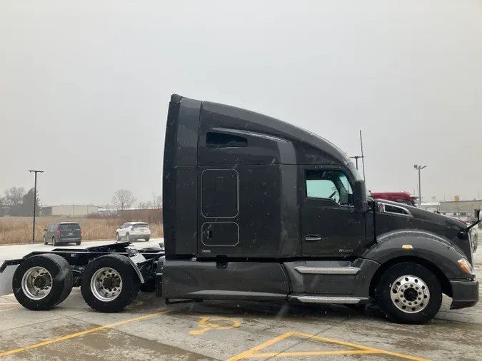 2020 Kenworth T680