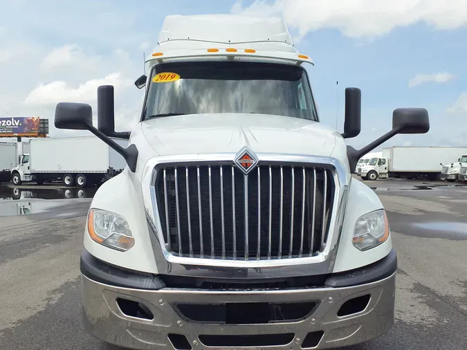 2019 NAVISTAR INTERNATIONAL LT625 SLPR CAB