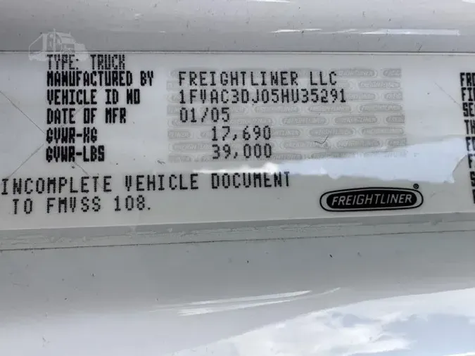 2005 FREIGHTLINER BUSINESS CLASS M2 106