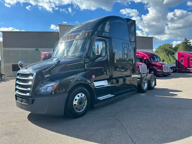 2020 Freightliner Cascadia