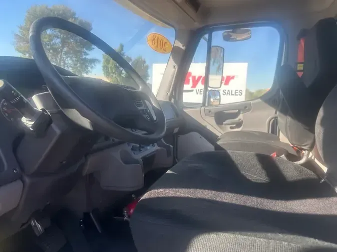 2018 FREIGHTLINER/MERCEDES M2 10600491770d284c9a80358266c8818e8bb