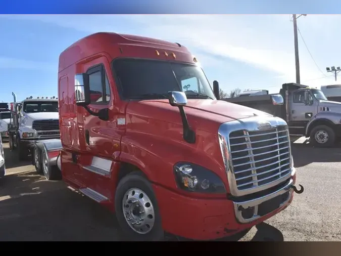 2017 FREIGHTLINER CASCADIA 125