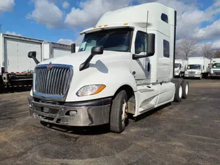 2019 NAVISTAR INTERNATIONAL LT625 SLPR CAB