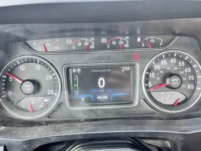 2020 International LT625