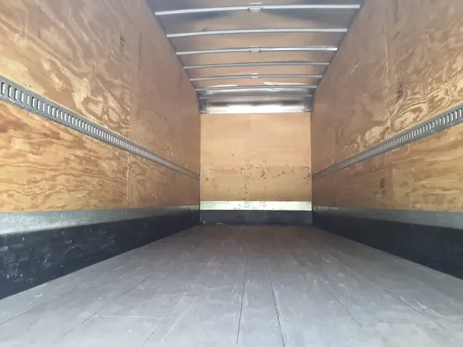 2018 FREIGHTLINER M2 106