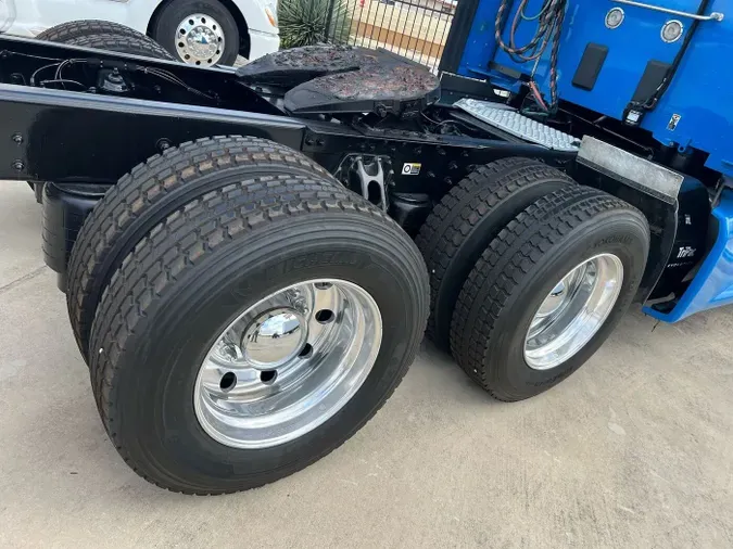 2022 Kenworth T680