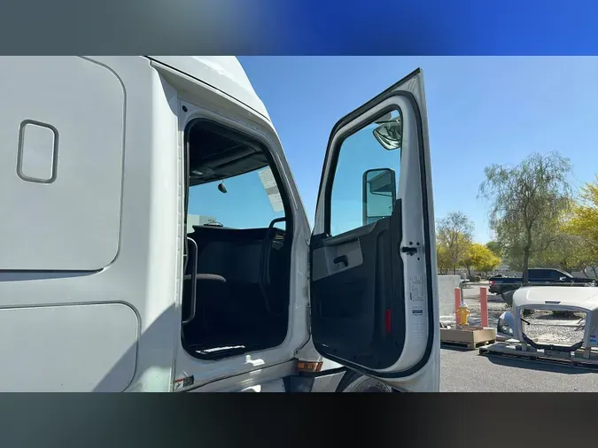 2020 Freightliner Cascadia