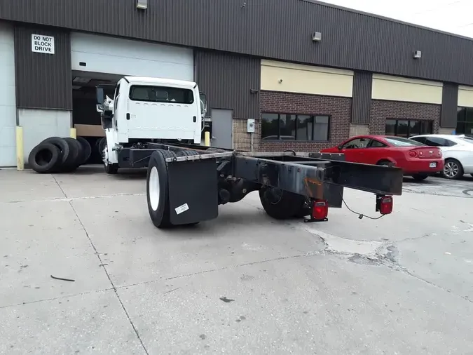 2019 FREIGHTLINER/MERCEDES M2 106