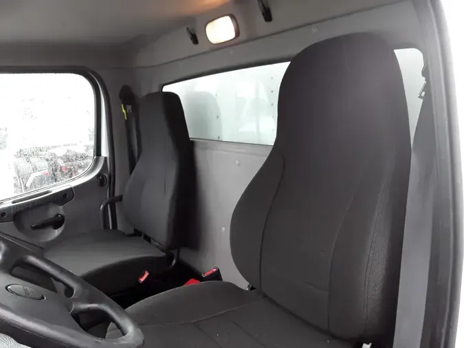 2020 FREIGHTLINER M2 106