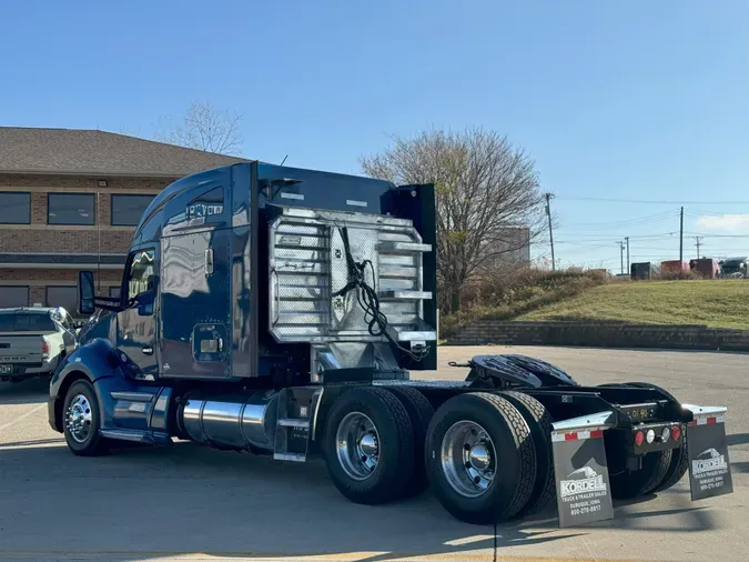 2021 KENWORTH T680