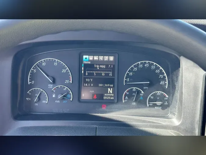 2023 Freightliner Cascadia 126