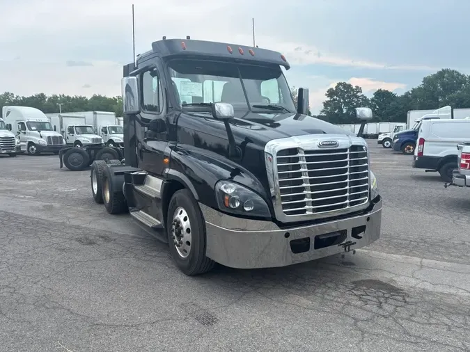 2019 FREIGHTLINER/MERCEDES CASCADIA 125005dde45afc3ae656b1ebcf9b0307c25