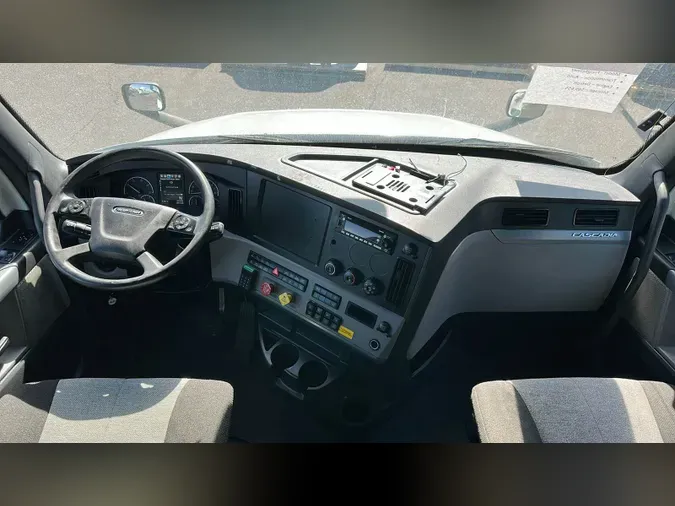 2021 Freightliner Cascadia