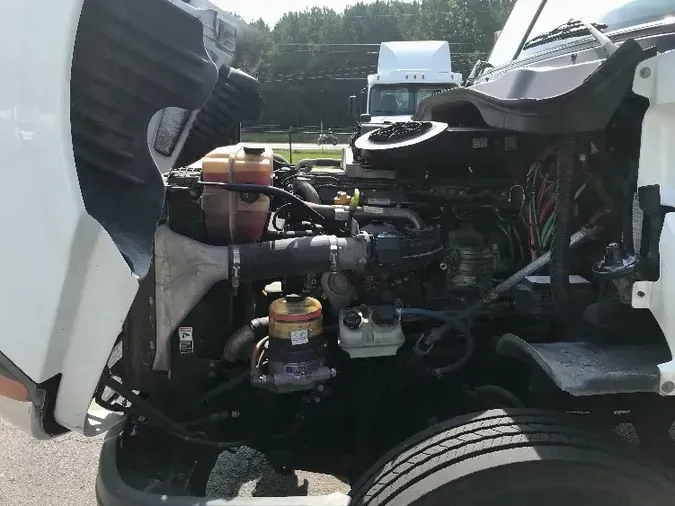 2017 FREIGHTLINER X12564ST